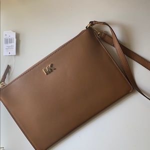 Michael Kors wristlet/clutch